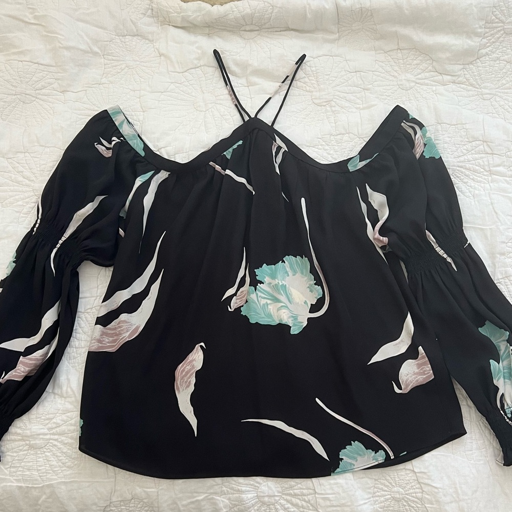 STATE Black Floral Off-Shoulder Blouse